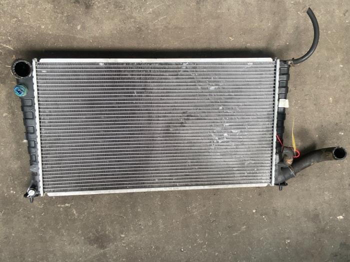 Used Radiator Peugeot Partner 1.9 D Price € 18,50 Margin scheme offered by Autodemontage van der Iest