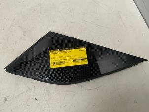 Begagnade A-stolpe, skydd, höger Mercedes B (W245) 2.0 B-200 16V Turbo Pris € 7,50 Marginaltabell erbjuds av Autodemontage van der Iest