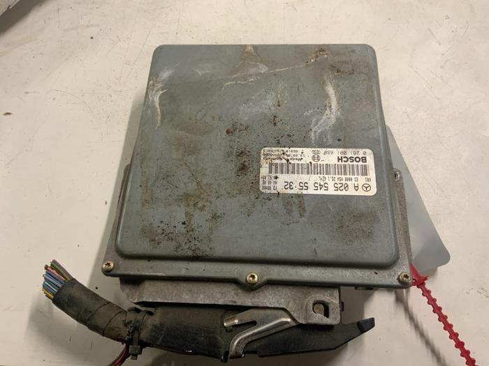 Usagé Ordinateur ABS Mercedes E (W210) 3.0 E-300D Turbo 24V Prix € 20,00 Règlement à la marge proposé par Autodemontage van der Iest
