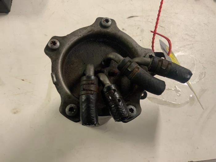 Usagé Filtre carburant Volkswagen Golf V (1K1) 2.0 TDI 16V Prix € 35,00 Règlement à la marge proposé par Autodemontage van der Iest