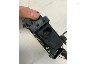 ABS Computer from a Volkswagen Golf V (1K1) 2.0 TDI 16V 2006