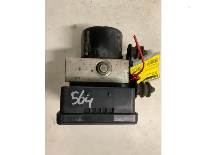 Gebrauchte ABS Pumpe Audi A3 (8P1) 1.9 TDI Preis € 18,50 Margenregelung angeboten von Autodemontage van der Iest