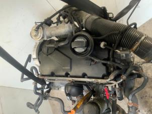 Motor van een Volkswagen Golf IV Variant (1J5) 1.9 TDI 100 2004