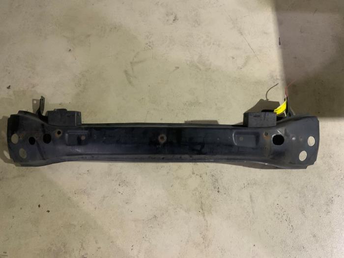 Begagnade Chassistag, fram Volkswagen Transporter T5 2.5 TDi PF Pris € 39,99 Marginaltabell erbjuds av Autodemontage van der Iest