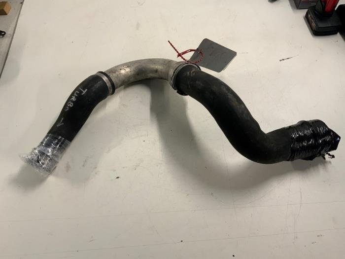Gebrauchte Intercooler Rohr Volkswagen Transporter T5 2.5 TDi PF Preis € 28,50 Margenregelung angeboten von Autodemontage van der Iest