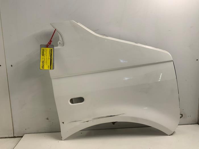 Usados Protector derecha delante Volkswagen Transporter T5 2.5 TDi PF Precio € 21,50 Norma de margen ofrecido por Autodemontage van der Iest