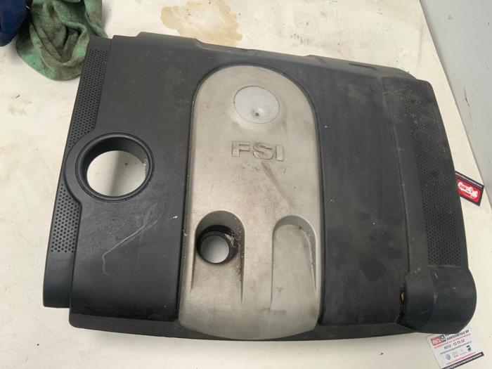 Gebrauchte Abdeckblech Motor Volkswagen Jetta III (1K2) 1.6 FSI 16V Preis € 26,50 Margenregelung angeboten von Autodemontage van der Iest