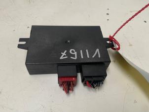 Begagnade Dragkroksmodul Volkswagen Jetta III (1K2) 1.6 FSI 16V Pris € 37,50 Marginaltabell erbjuds av Autodemontage van der Iest