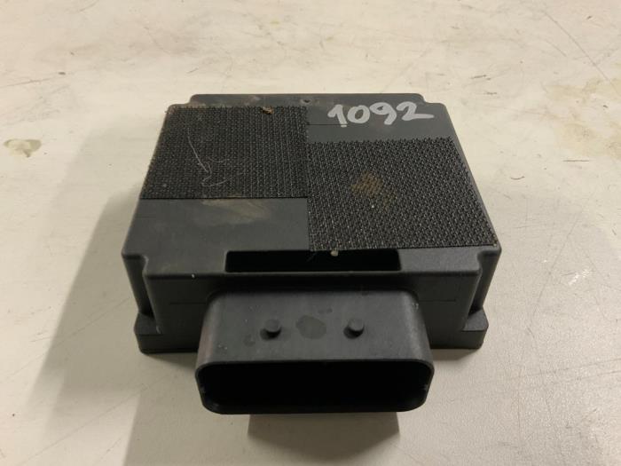 Used Central electronic module Volkswagen Polo V (6R) 1.2 TDI 12V BlueMotion Price € 9,99 Margin scheme offered by Autodemontage van der Iest