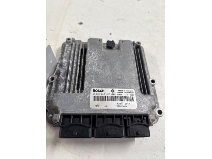 Used Engine management computer Renault Laguna III Estate (KT) 2.0 dCi 16V 150 Price € 129,99 Margin scheme offered by Autodemontage van der Iest
