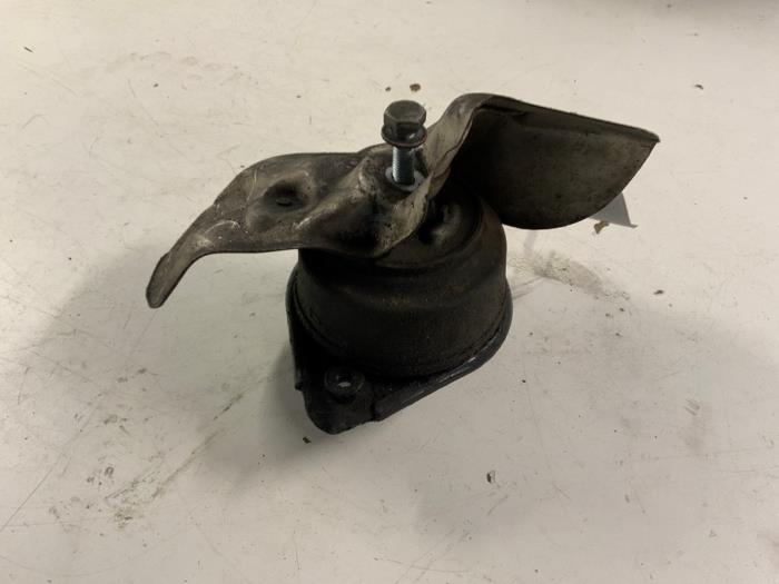Used Engine mount Mercedes R (W251) 3.5 350 V6 24V 4-Matic Price € 25,00 Margin scheme offered by Autodemontage van der Iest