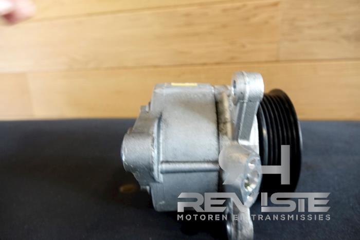 Power steering pump from a Landrover Miscellaneous 2015