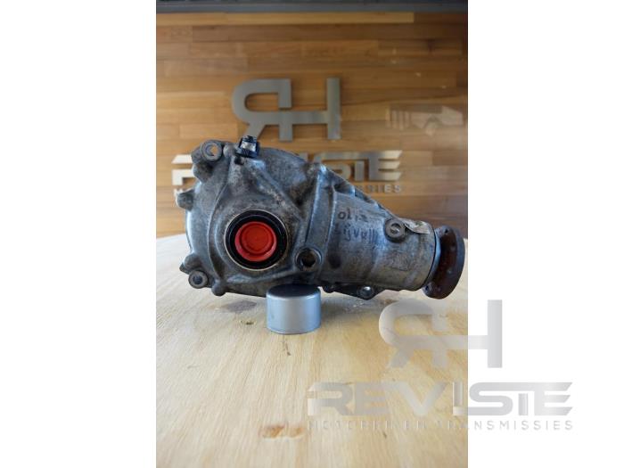 Front differential from a BMW X5 (F15) xDrive 40d 3.0 24V 2014