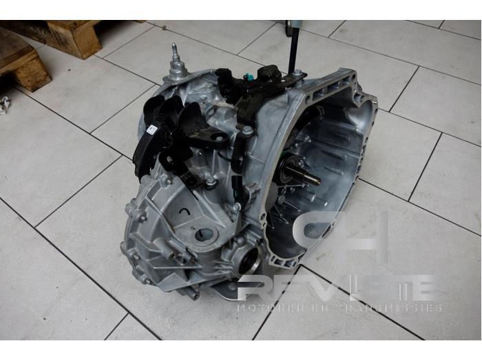 Getriebe van een Renault Trafic (1FL/2FL/3FL/4FL) 1.6 dCi 125 Twin Turbo 2019