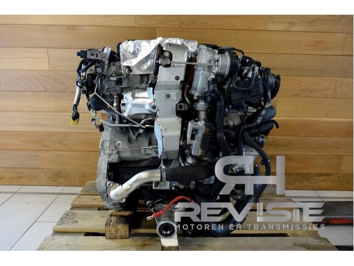 Engine from a Jaguar XF (X260) 2.0d 180 16V 2020