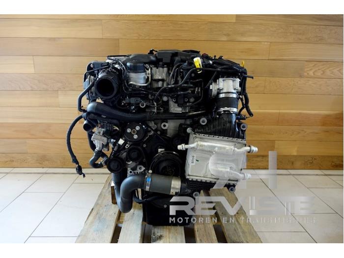 Motor van een Jaguar XF (X260) 2.0d 180 16V 2020