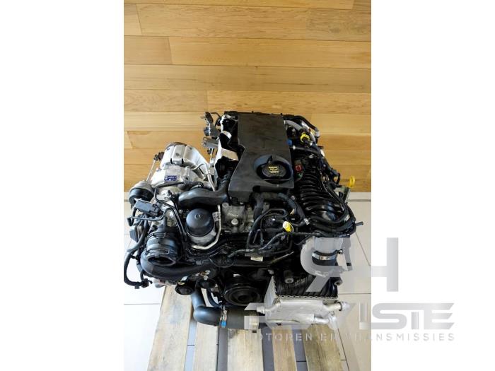 Motor de un Jaguar XF (X260) 2.0d 180 16V 2020