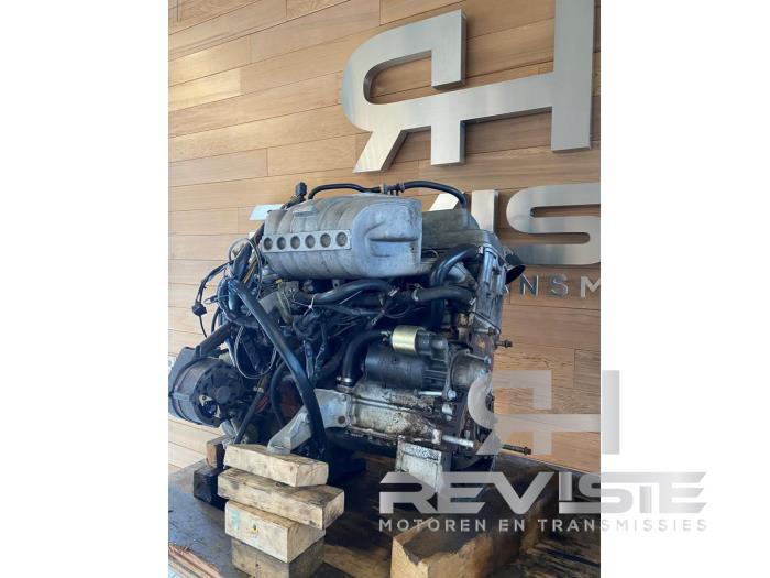 Engine from a BMW 3 serie (E30/2) (E30/4) 324 D 1990