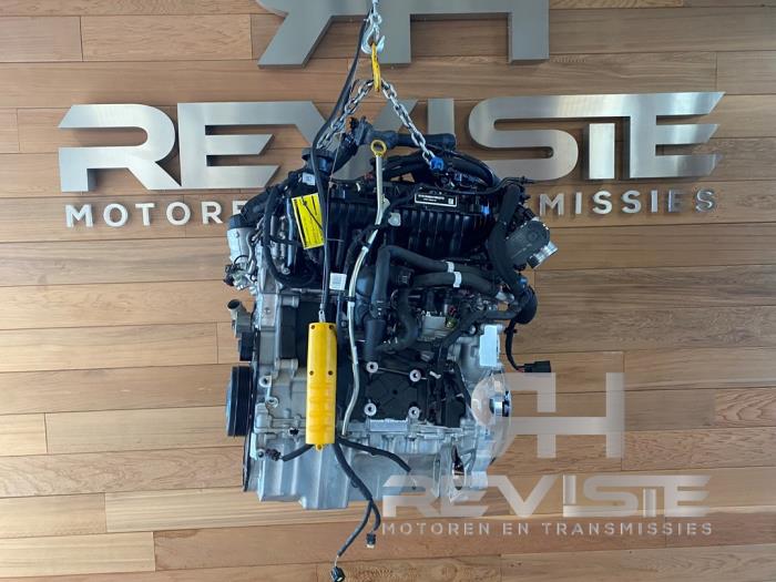 Engine from a Land Rover Range Rover Evoque (LVJ/LVS) 2.0 D 150 16V 2019