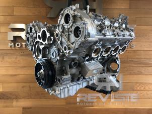Inspektierte Motor Mercedes C AMG (C205) 4.0 C-63 S AMG V8 Biturbo Preis auf Anfrage angeboten von RH Revisie