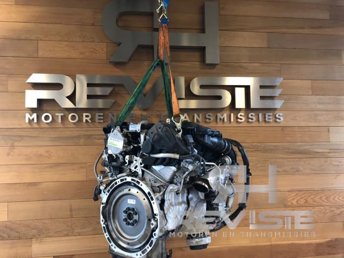 Motor van een Mercedes-Benz GLE (W166) 43 AMG 3.0 V6 24V Turbo 4-Matic 2018