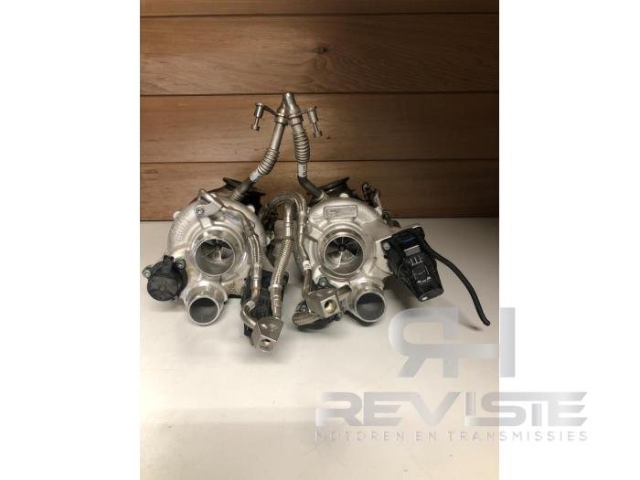 Usagé Turbo BMW 5 serie (G30) M550i xDrive 4.4 V8 32V TwinPower Turbo Prix € 1.149,50 Prix TTC proposé par RH Motoren Transmissie Revisie BV