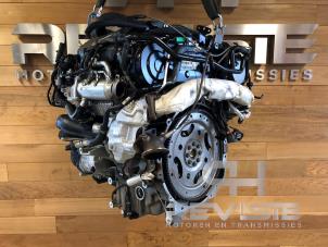 Usados Motor Landrover Range Rover Velar (LY) 3.0 D275 AWD Precio € 9.075,00 IVA incluido ofrecido por RH Revisie