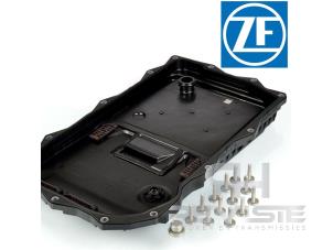 New Gearbox cover BMW B3 (F30) 3.0 Biturbo 24V 4x4 Price on request offered by RH Revisie