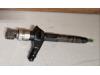 Injector (diesel) from a Nissan X-Trail (T30) 2.2 dCi 16V 4x2 2010