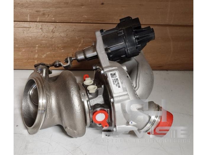 Turbo from a BMW 3 serie (F30) 320i xDrive 2.0 16V 2018