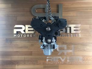 Engine from a Land Rover Range Rover Velar (LY) 3.0 D300 AWD 2018