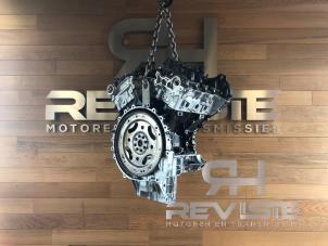 Engine from a Land Rover Range Rover Velar (LY) 3.0 D300 AWD 2018
