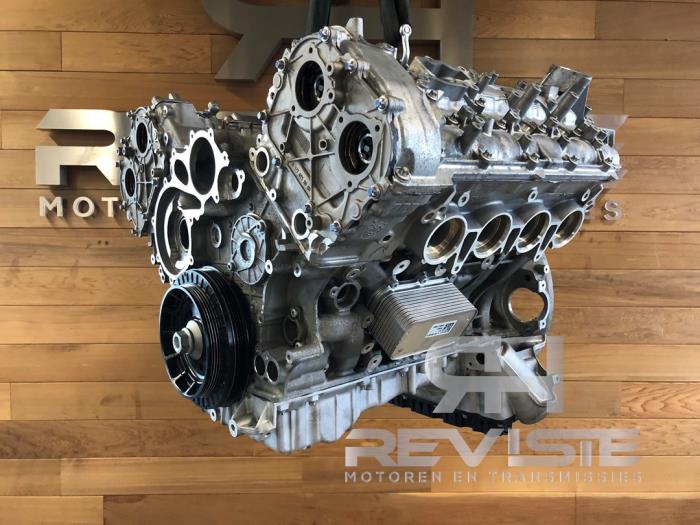 Skontrolowane Silnik Mercedes C AMG (C205) 4.0 C-63 S AMG V8 Biturbo Cena € 15.669,50 Z VAT oferowane przez RH Motoren Transmissie Revisie BV