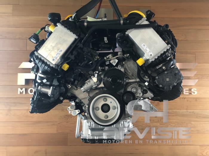 Nya Motor Landrover Range Rover Sport (L1) 4.4 P635 V8 Twin Turbo Pris € 18.089,50 Inklusive moms erbjuds av RH Motoren Transmissie Revisie BV