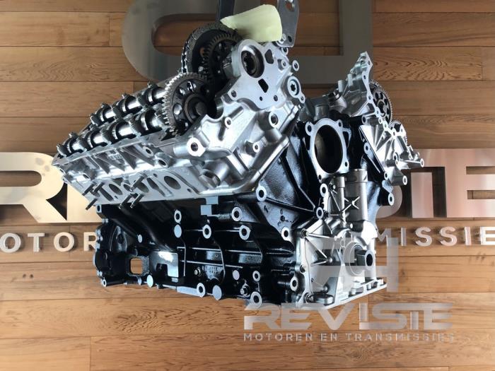 Used Engine Landrover Range Rover Sport (LW) 4.4 SDV8 32V Price € 10.708,50 Inclusive VAT offered by RH Motoren Transmissie Revisie BV