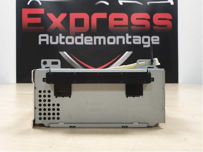 Gebrauchte Radio Modul Ford Focus 3 Wagon 1.0 Ti-VCT EcoBoost 12V 100 Preis € 95,00 Margenregelung angeboten von Express Autodemontage