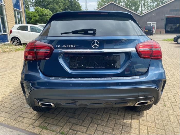 Used Subframe Mercedes GLA (156.9) 1.6 180 16V Price € 230,00 Margin scheme offered by Express Autodemontage