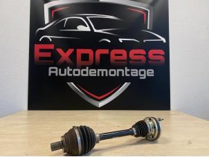 Used Front drive shaft, left Volkswagen Golf VII (AUA) 1.4 TSI 16V Price € 145,00 Margin scheme offered by Express Autodemontage