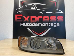 Used Headlight, right Volvo V50 Price € 50,00 Margin scheme offered by Express Autodemontage