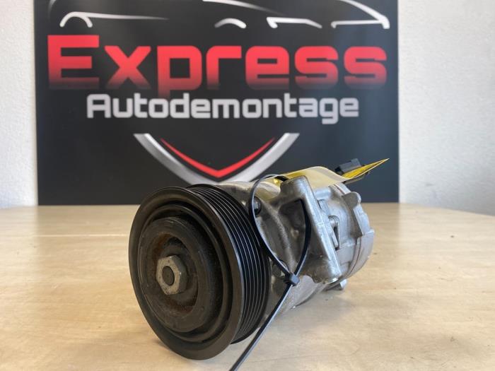 Usagé Pompe clim Audi A5 Sportback (F5A/F5F) 2.0 TDI Ultra 16V Prix € 89,00 Règlement à la marge proposé par Express Autodemontage