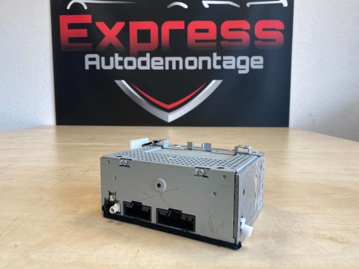 Usagé Module navigation Ford Fiesta 6 (JA8) 1.0 Ti-VCT 12V 65 Prix € 70,00 Règlement à la marge proposé par Express Autodemontage