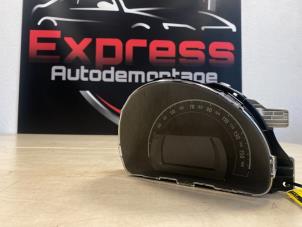 Begagnade Vägmätare KM Renault Twingo III (AH) 1.0 SCe 70 12V Pris € 40,00 Marginaltabell erbjuds av Express Autodemontage