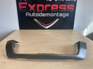 Used Front bumper, central component Landrover Range Rover Evoque (LVJ/LVS) 2.0 D 150 16V Price on request offered by Express Autodemontage