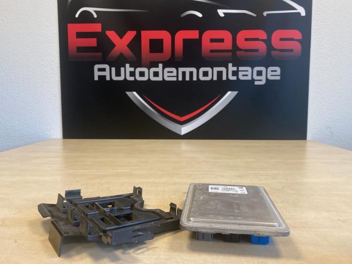 Used Engine management computer Opel Corsa E 1.0 SIDI Turbo 12V Price € 95,00 Margin scheme offered by Express Autodemontage