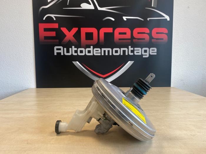 Usagé Servo frein Mercedes A (177.0) 1.5 A-180d Prix € 59,00 Règlement à la marge proposé par Express Autodemontage