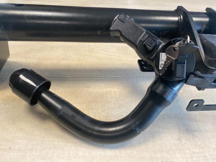 Anhängerkupplung BMW 1 serie 118i 1.5 TwinPower 12V - 186083M01 BRINK