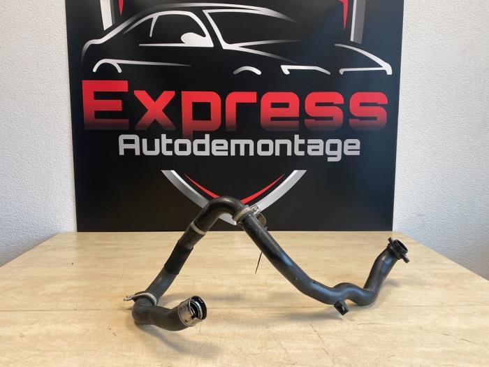 Gebrauchte Intercooler Rohr Opel Corsa E 1.4 16V Preis € 30,00 Margenregelung angeboten von Express Autodemontage