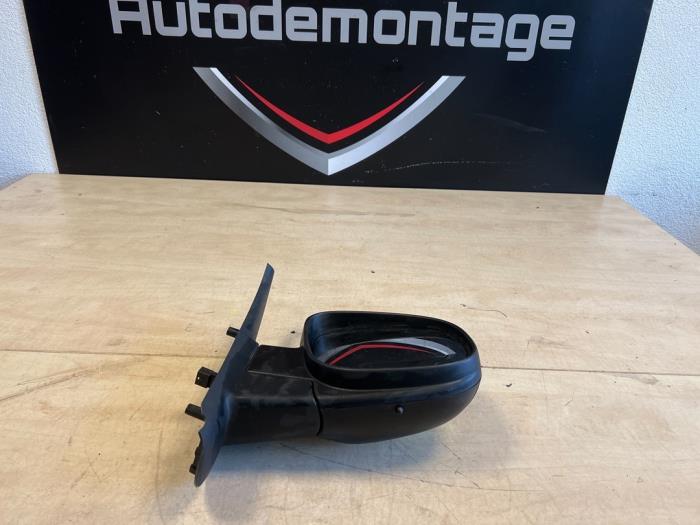 Usados Retrovisor externo derecha Mercedes Citan (415.6) 1.5 108 CDI Precio € 60,00 Norma de margen ofrecido por Express Autodemontage