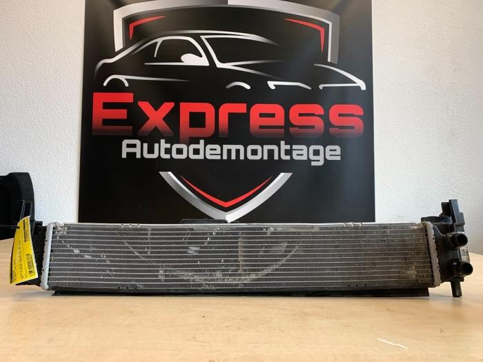 Usagé Radiateur Volkswagen Golf VII (AUA) 1.6 TDI BlueMotion 16V Prix € 15,00 Règlement à la marge proposé par Express Autodemontage