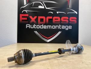 Used Front drive shaft, right Seat Leon Sportstourer (KLF) 1.5 TSI 16V Price on request offered by Express Autodemontage